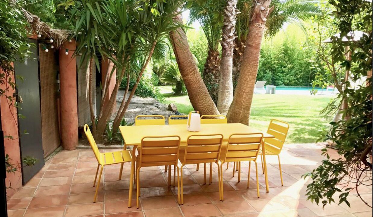 Photo of Outdoor in Cuers