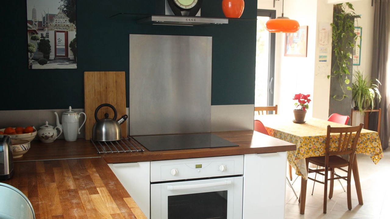 Photo of Kitchen in Morieres-les-Avignon