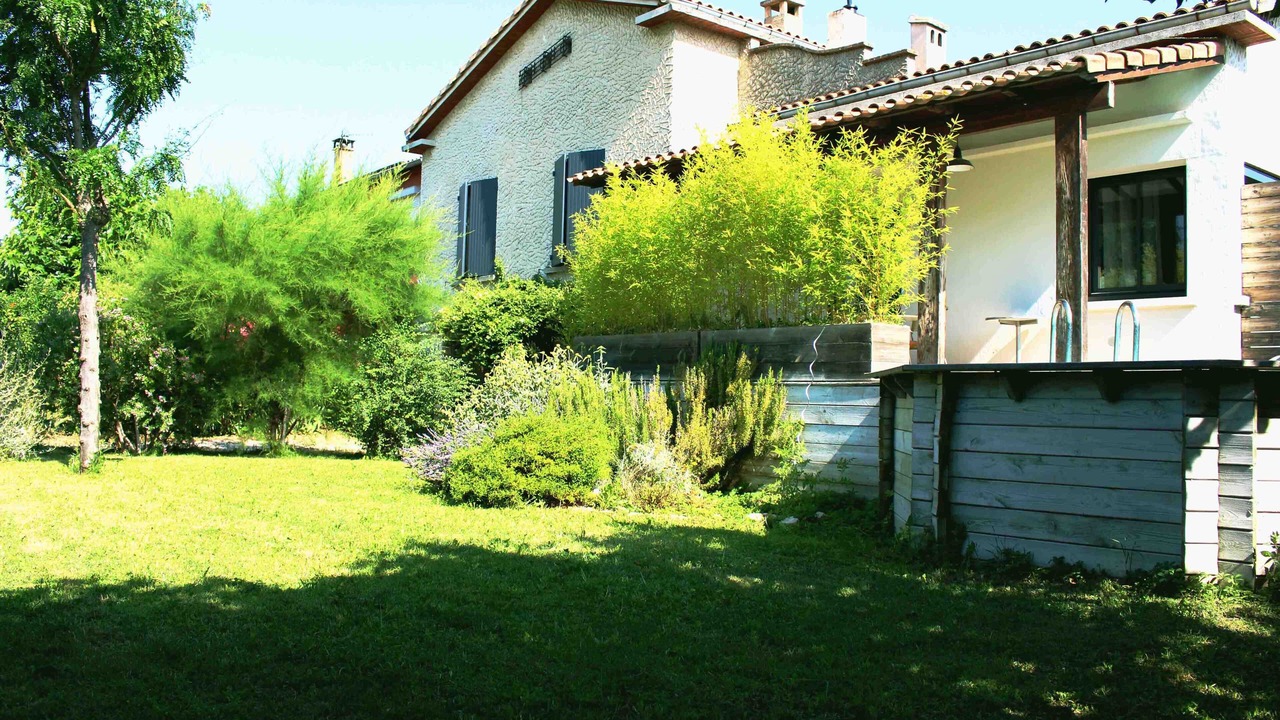 Photo of Outdoor in Morieres-les-Avignon
