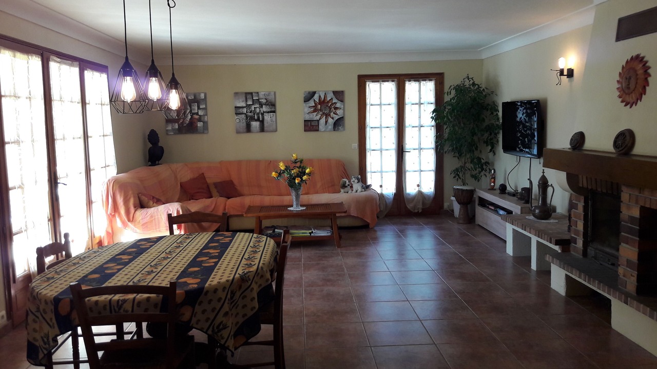 Photo of Livingroom in Cabasse