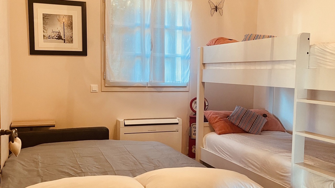 Photo of Bedroom in Lourmarin