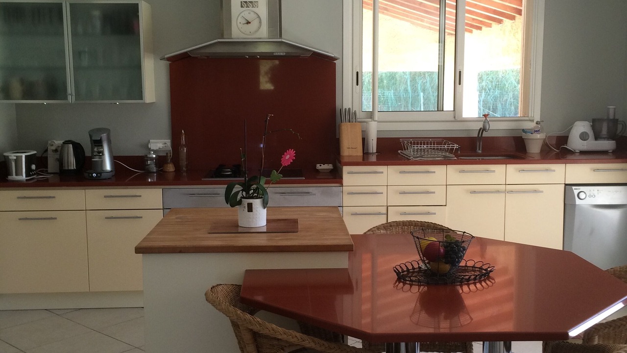 Photo of Kitchen in Noves