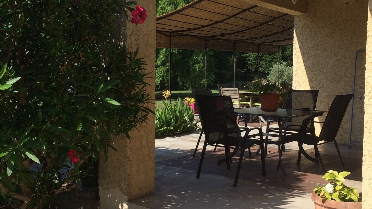 Photo of Outdoor in Noves