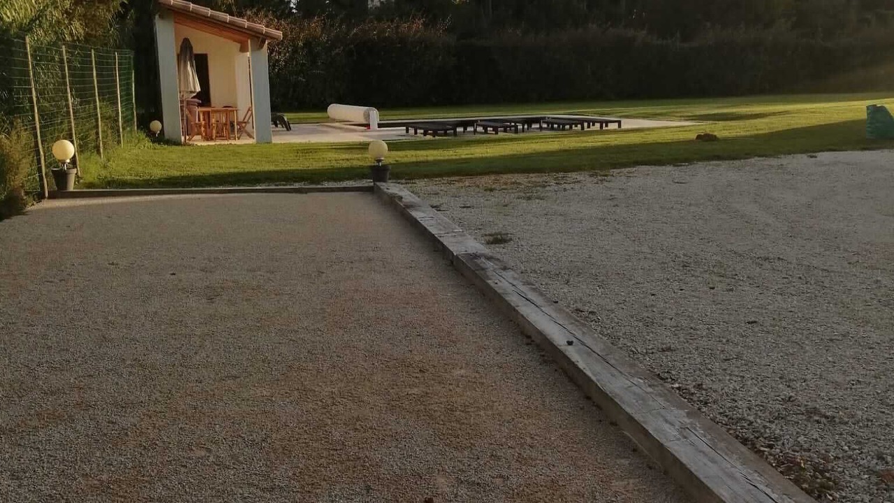 Photo of Outdoor in Noves