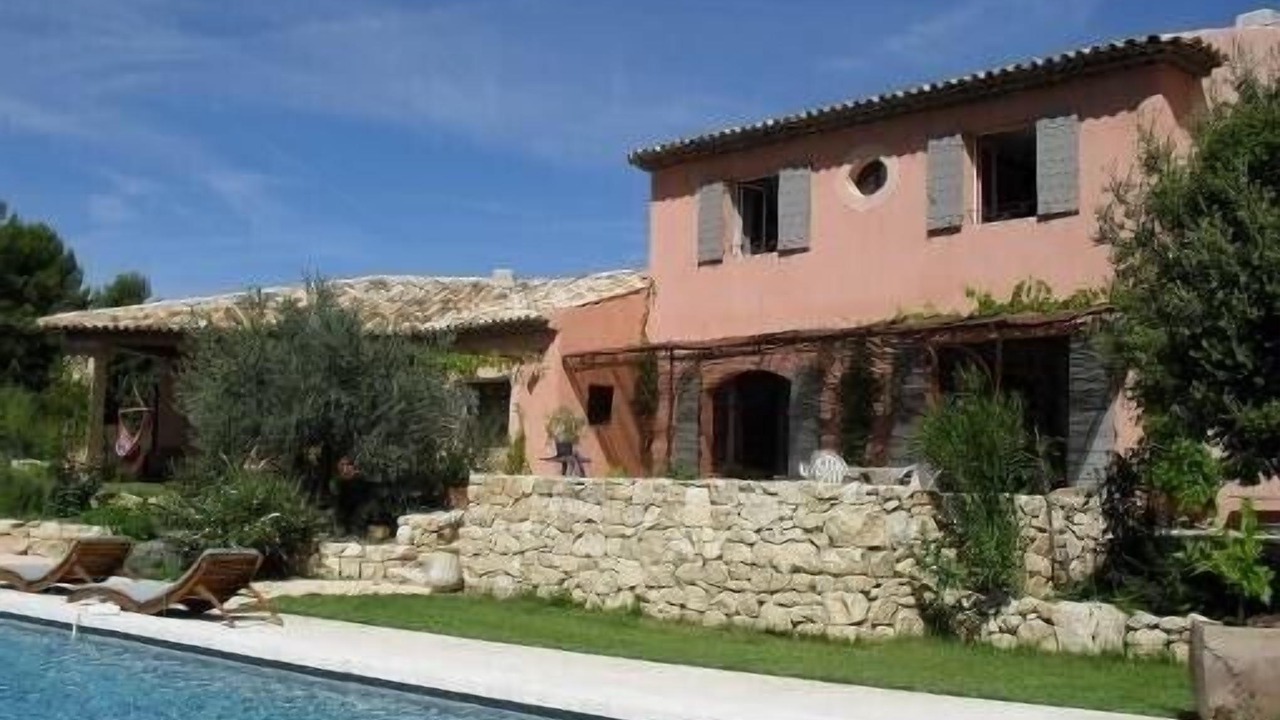 Photo of Outdoor in Venelles