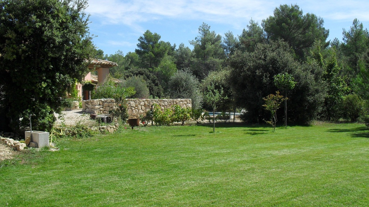 Photo of Outdoor in Venelles