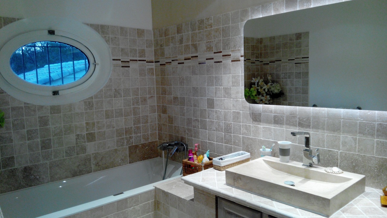 Photo of Bathroom in Venelles
