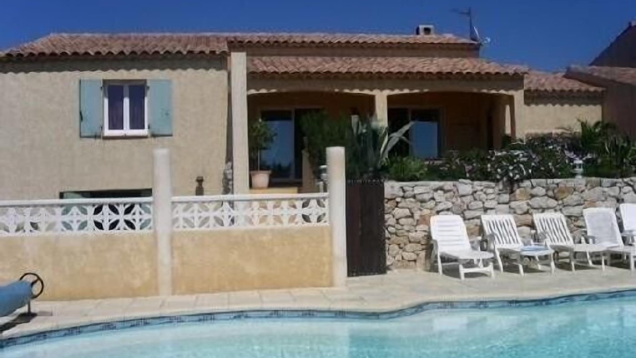 Photo of Outdoor in Ensues-la-Redonne