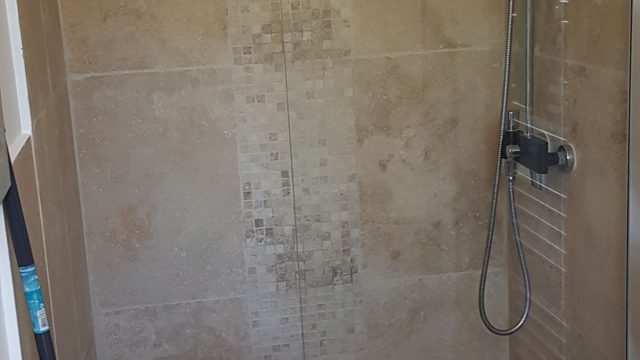Photo of Bathroom in Ensues-la-Redonne