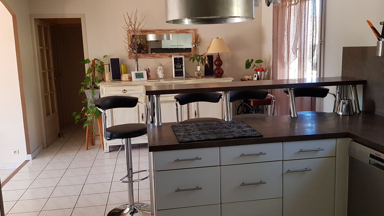 Photo of Kitchen in Ensues-la-Redonne
