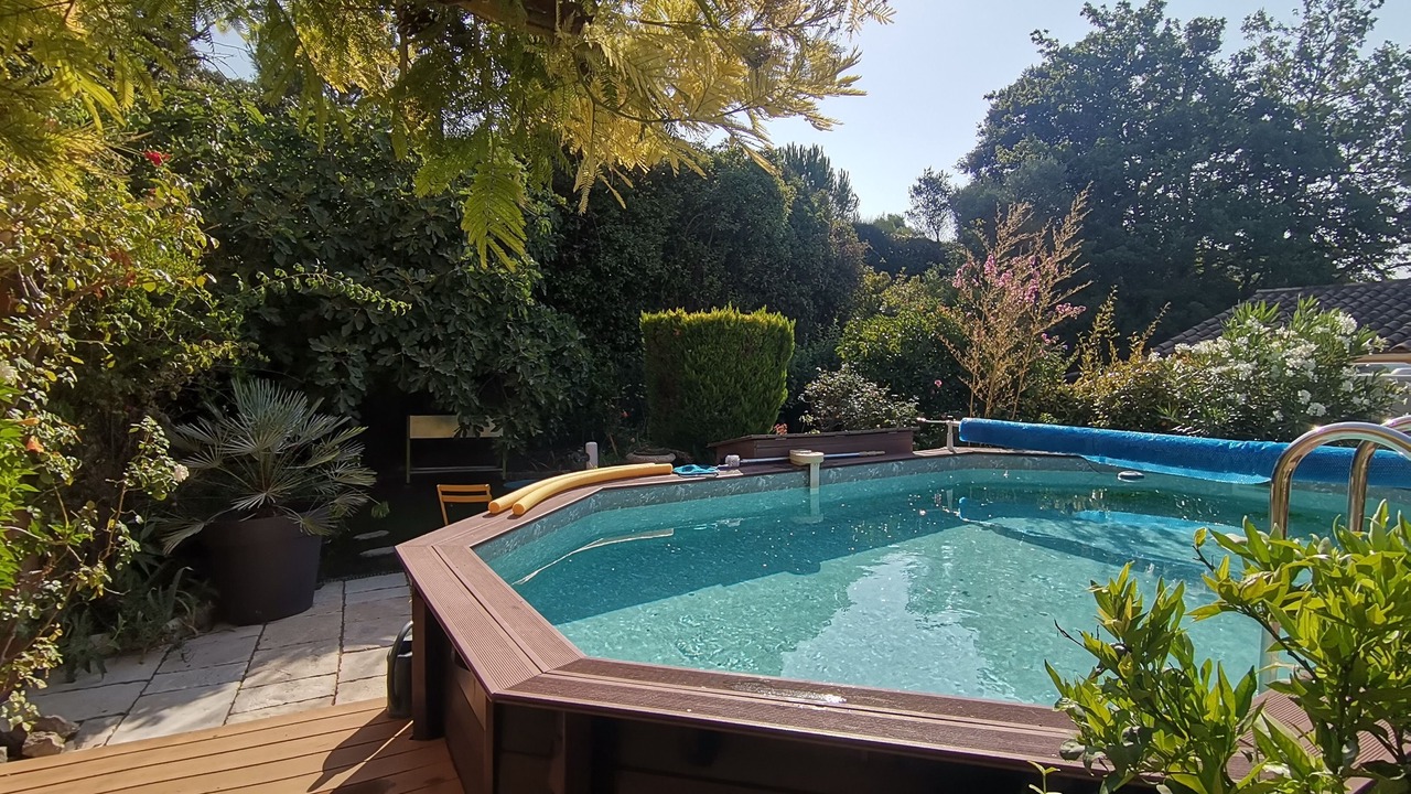 Photo of Outdoor in La Motte-dʼAigues