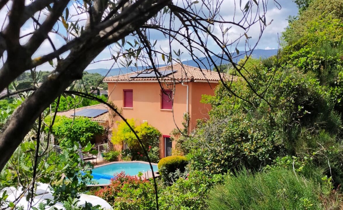 Photo of Outdoor in La Motte-dʼAigues
