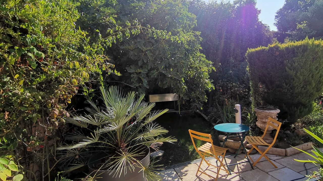 Photo of Outdoor in La Motte-dʼAigues