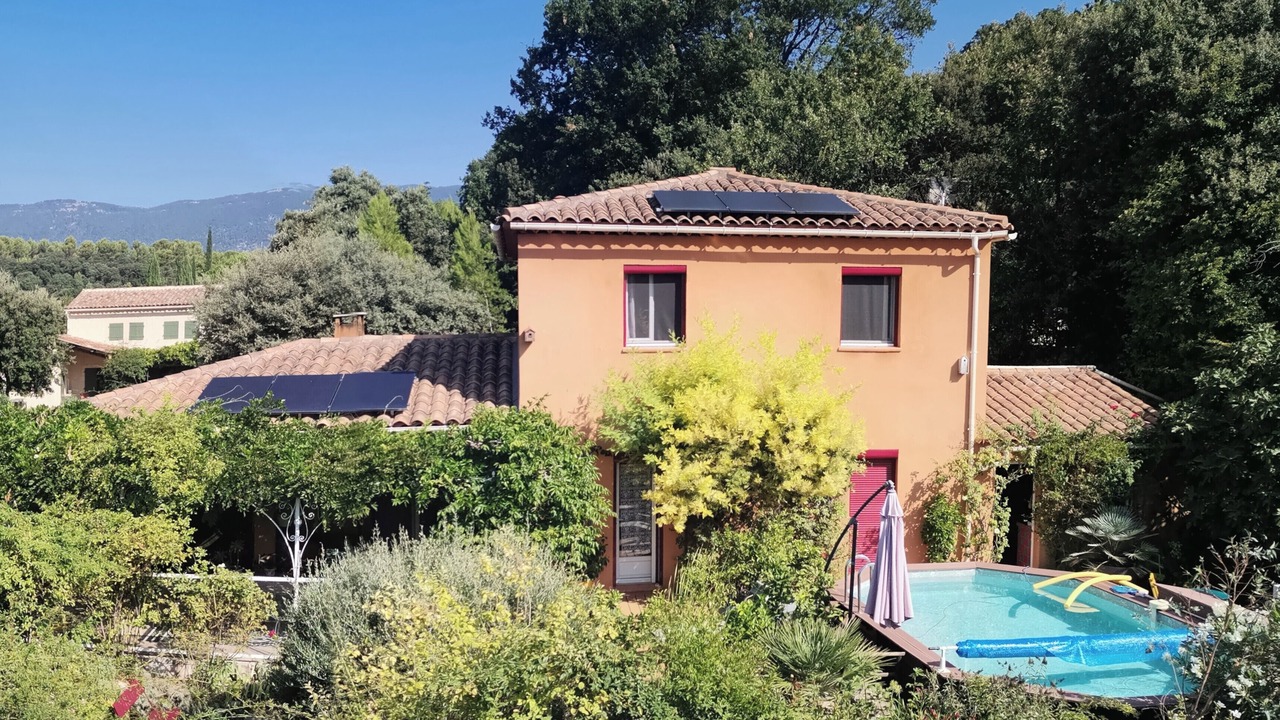 Photo of Outdoor in La Motte-dʼAigues
