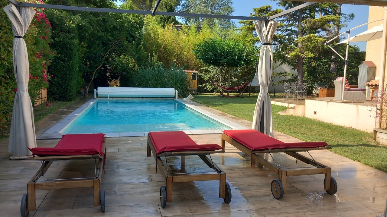Photo of Outdoor in Chateauneuf-de-Gadagne