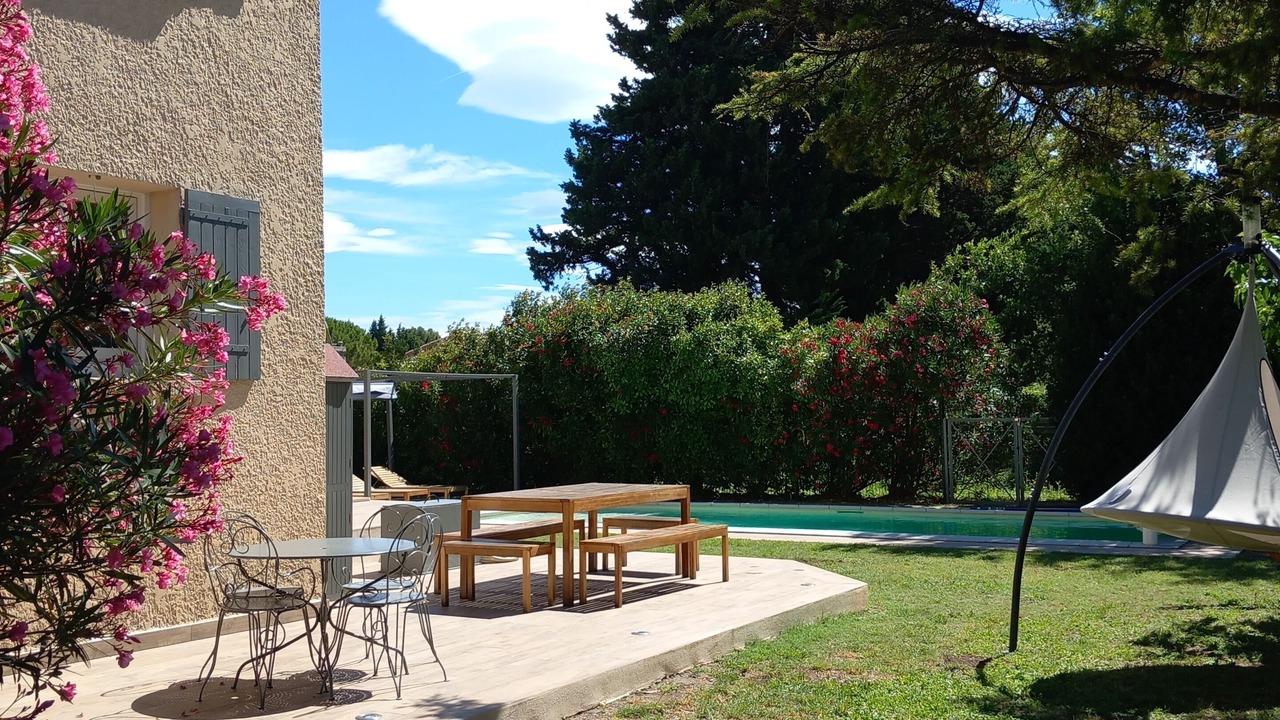 Photo of Outdoor in Chateauneuf-de-Gadagne