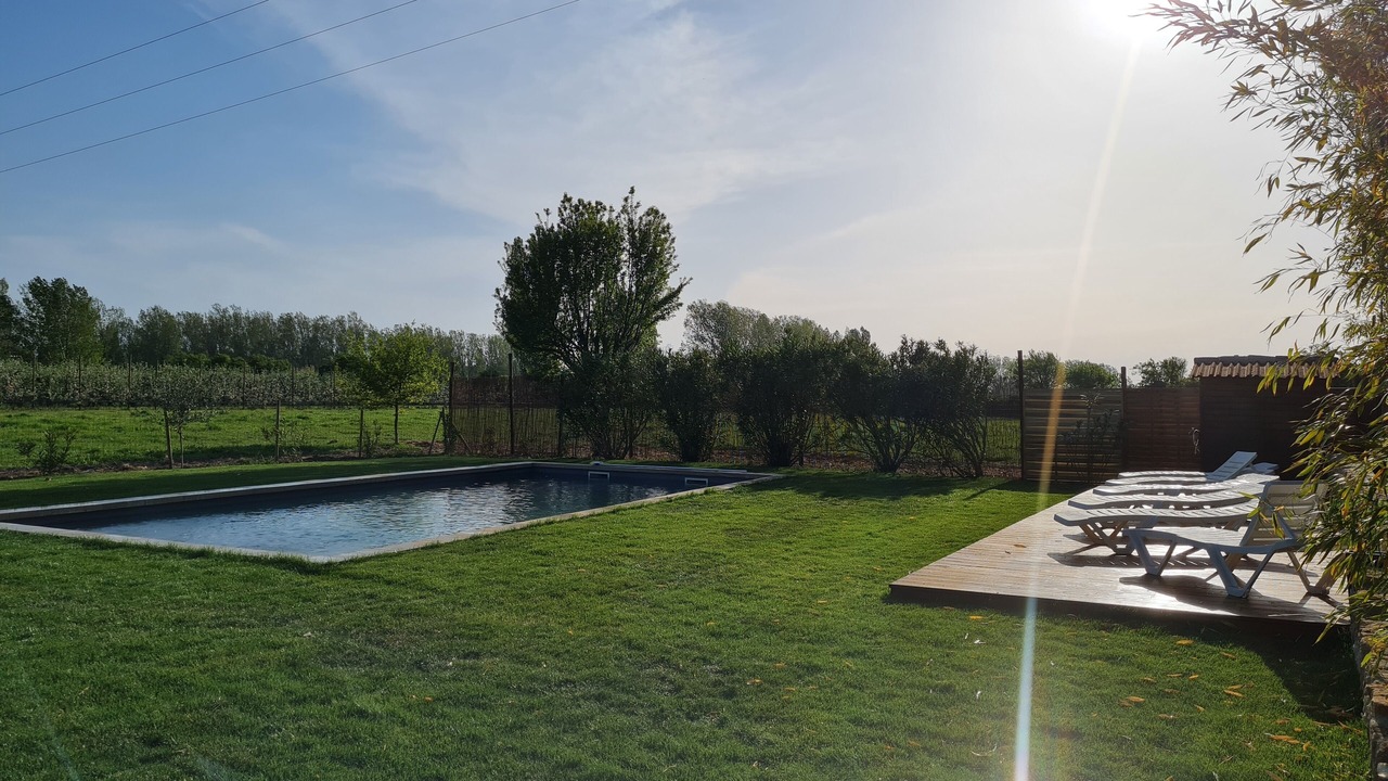 Photo of Outdoor in Orange