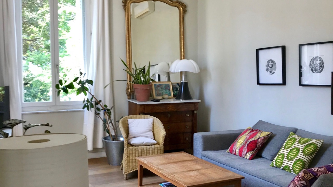 Photo of Livingroom in Mazargues