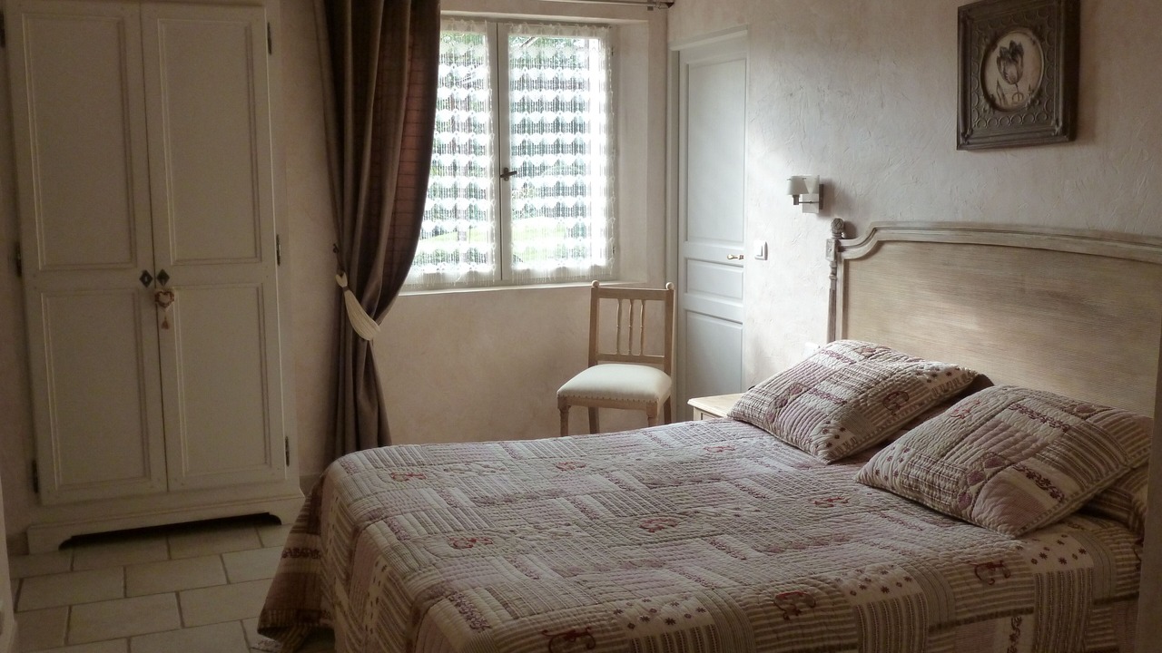 Photo of Bedroom in Roussillon