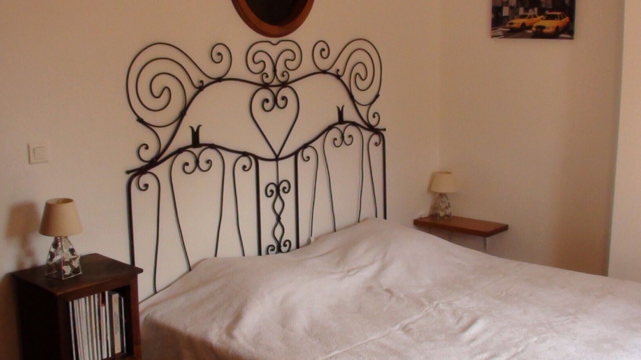 Photo of Bedroom in Roussillon