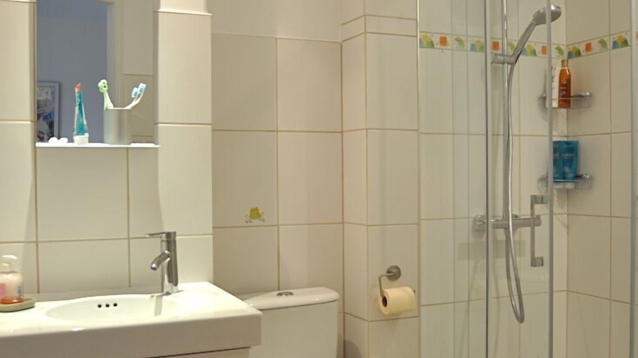 Photo of Bathroom in Lourmarin