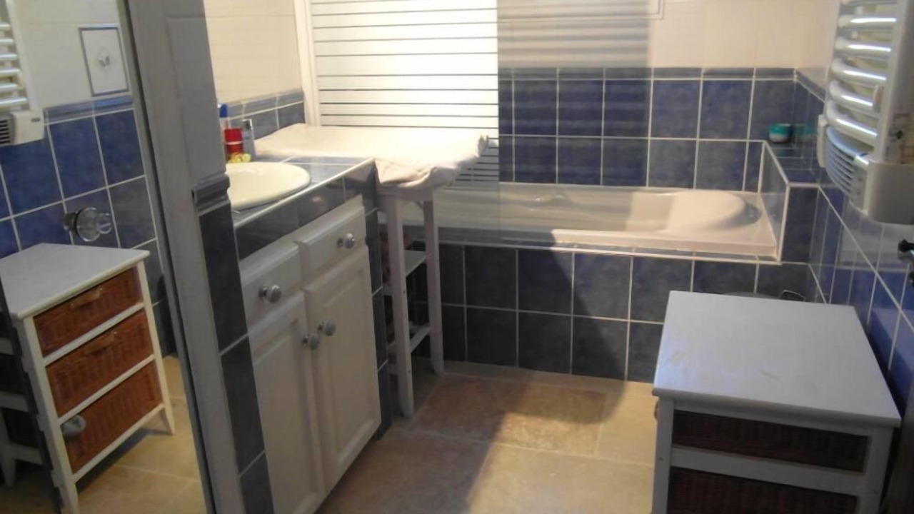 Photo of Bathroom in Loriol-du-Comtat