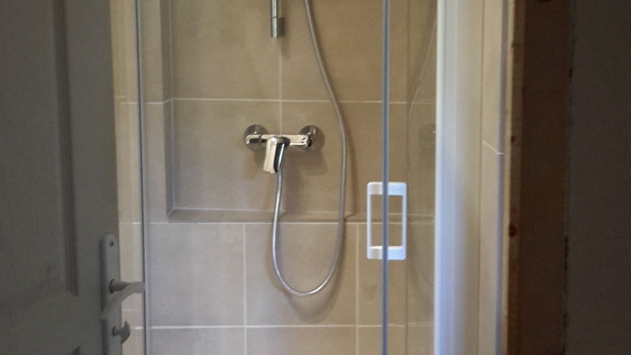 Photo of Bathroom in Beaumont-du-Ventoux