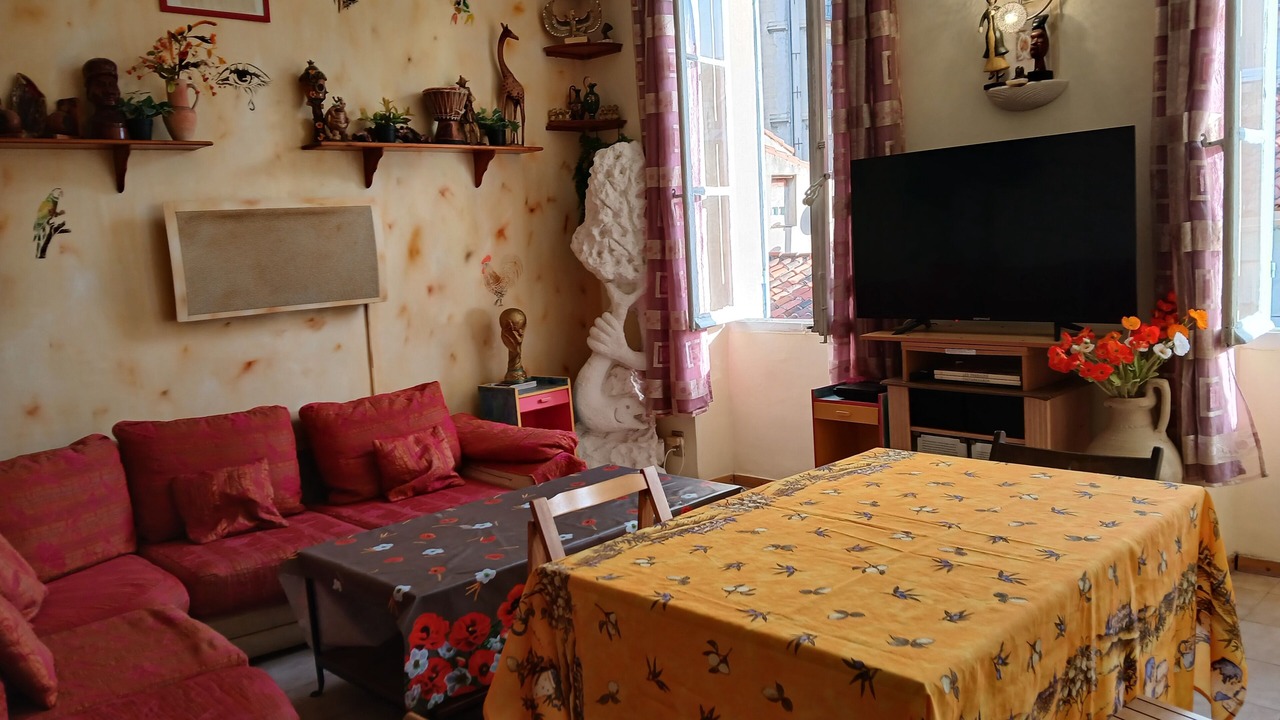 Photo of Livingroom in Noailles