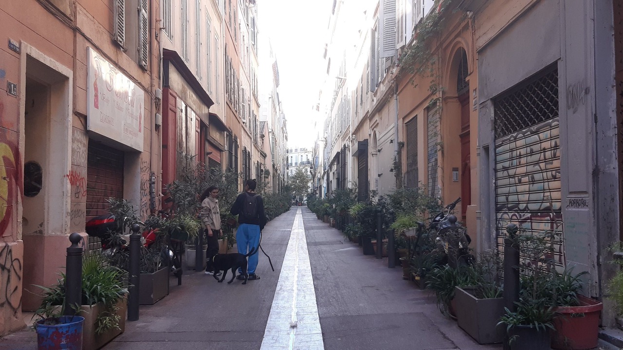 Photo of Others in Noailles