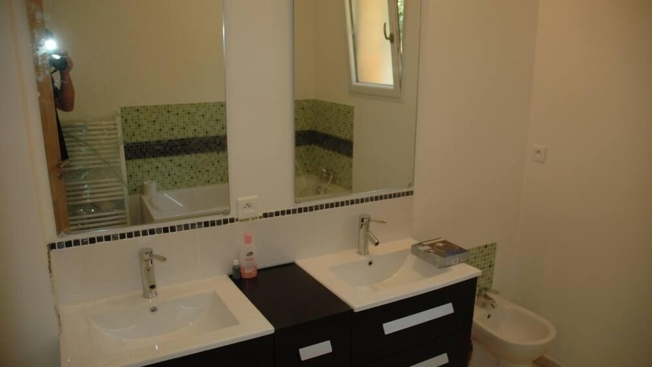 Photo of Bathroom in Le Val