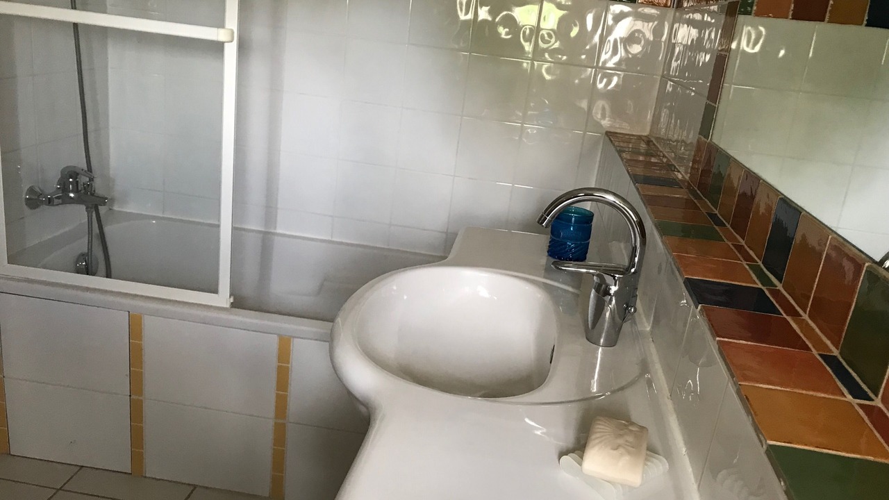 Photo of Bathroom in Camaret-sur-Aigues