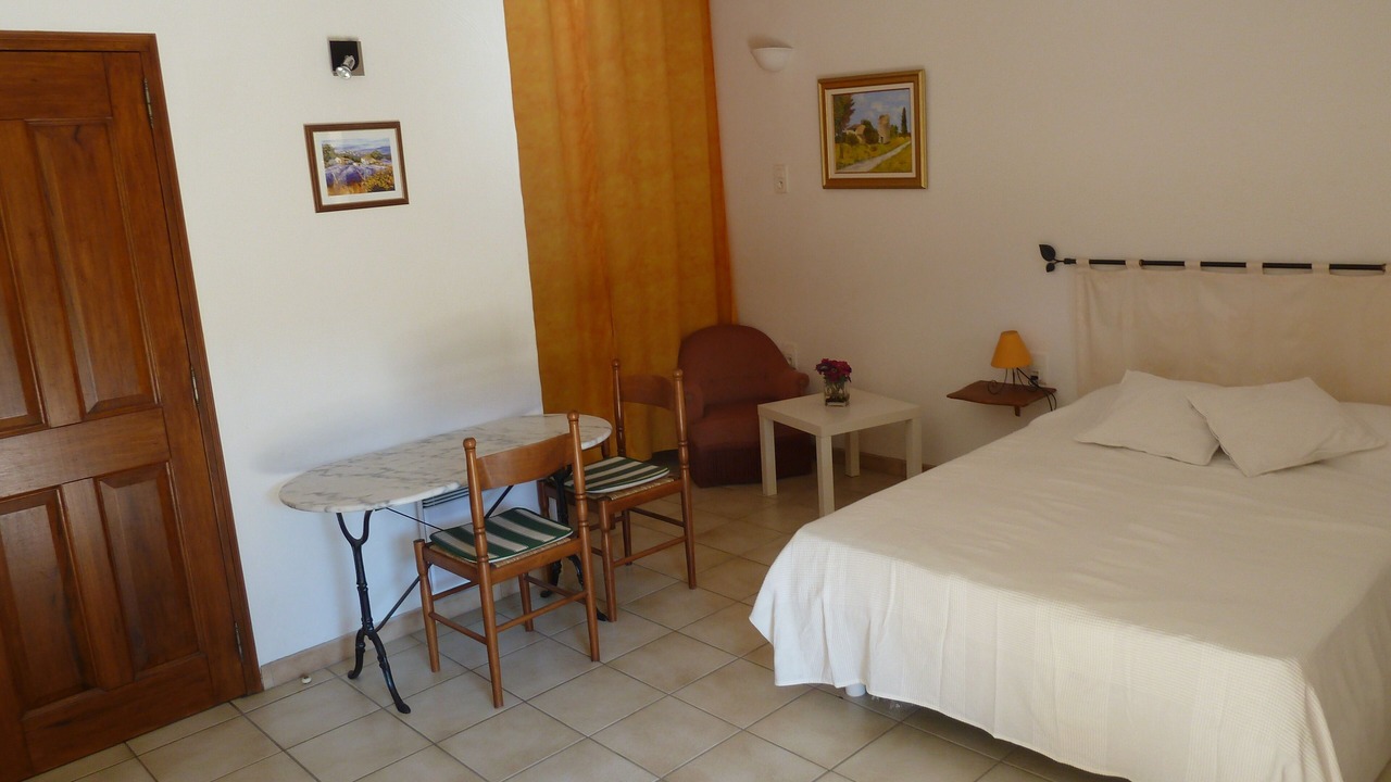 Photo of Bedroom in Maubec