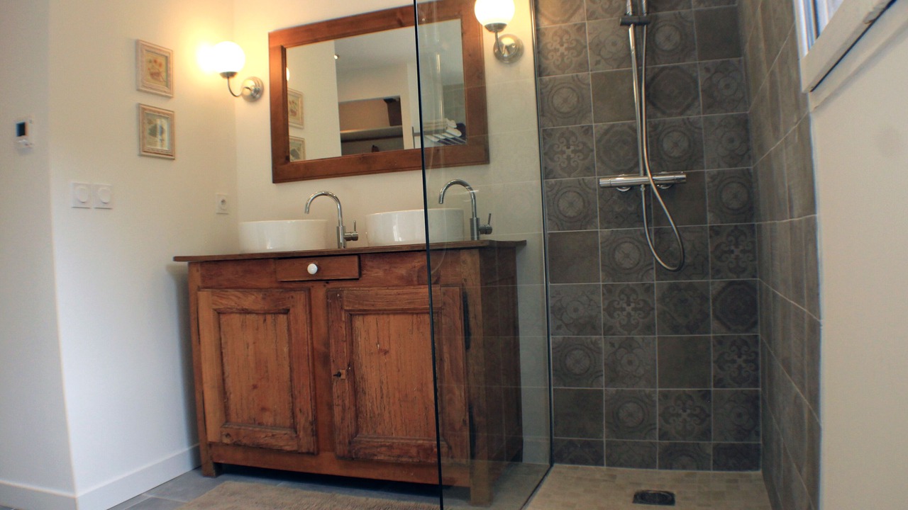 Photo of Bathroom in Lourmarin