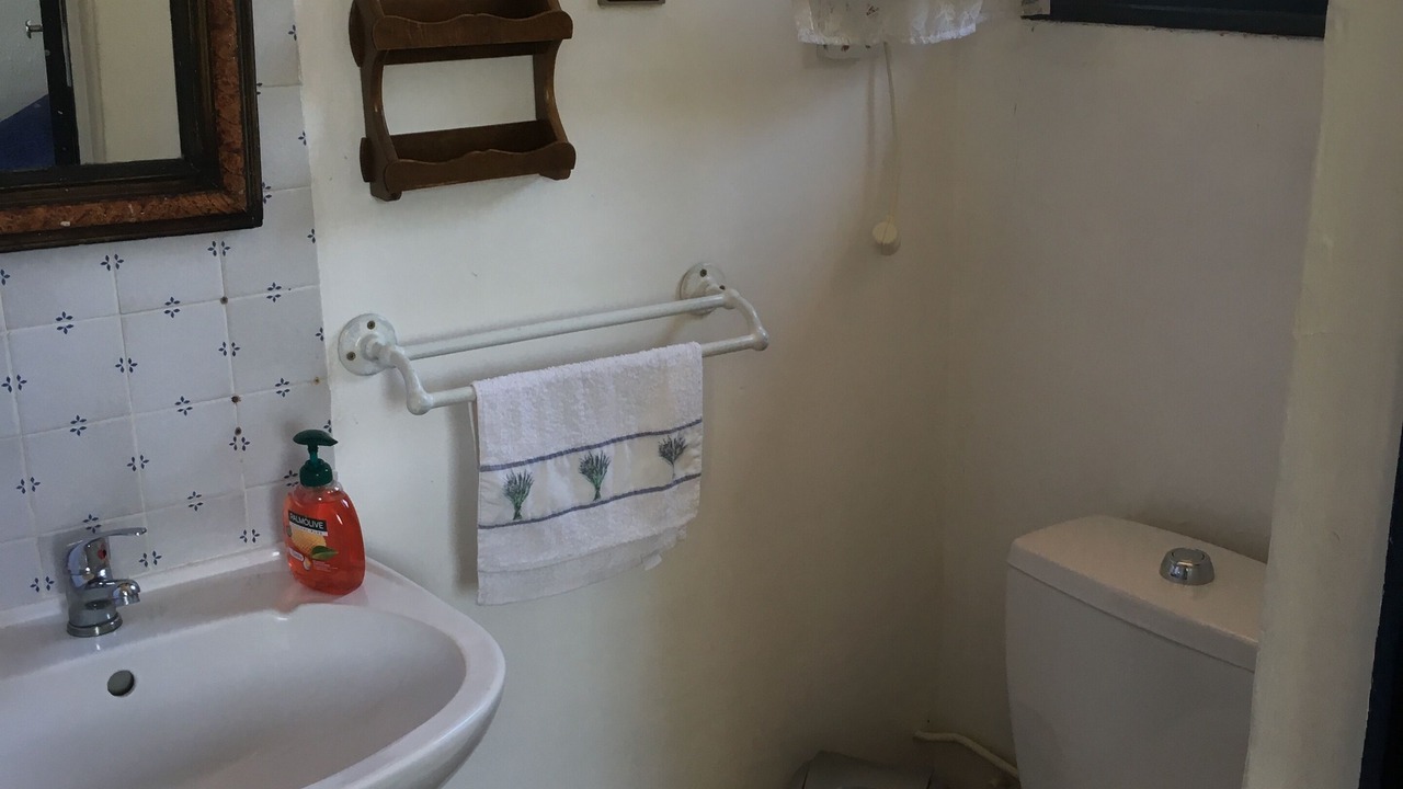 Photo of Bathroom in Ollioules