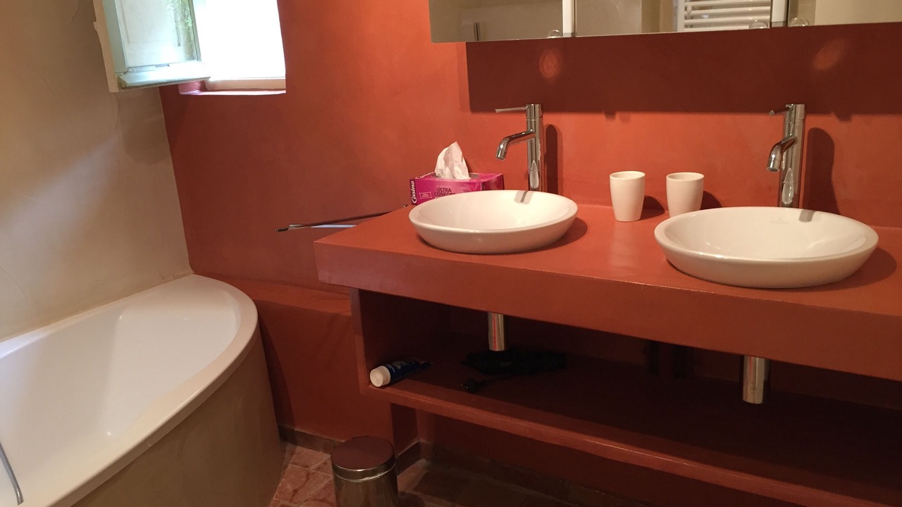 Photo of Bathroom in Saint-Martin-de-Castillon