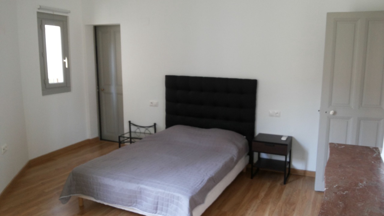 Photo of Bedroom in Avignon City Centre