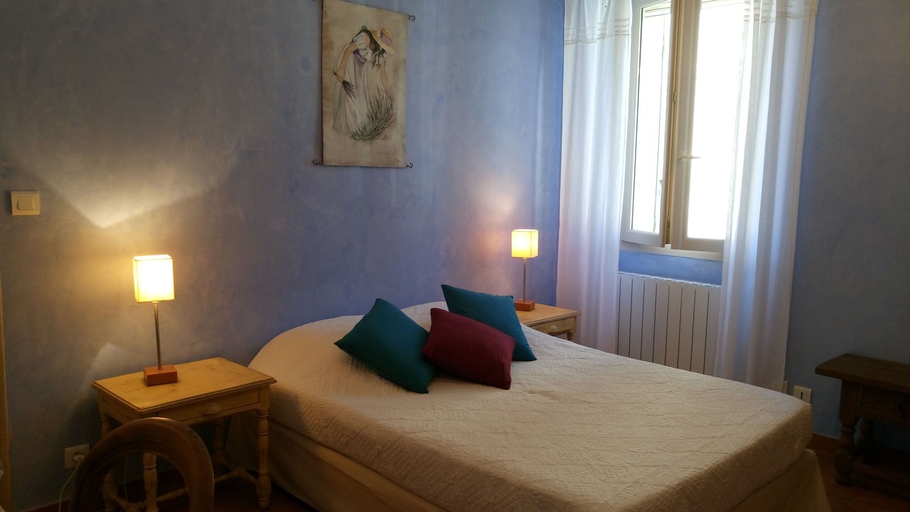 Photo of Bedroom in Saint-Martin-de-Castillon