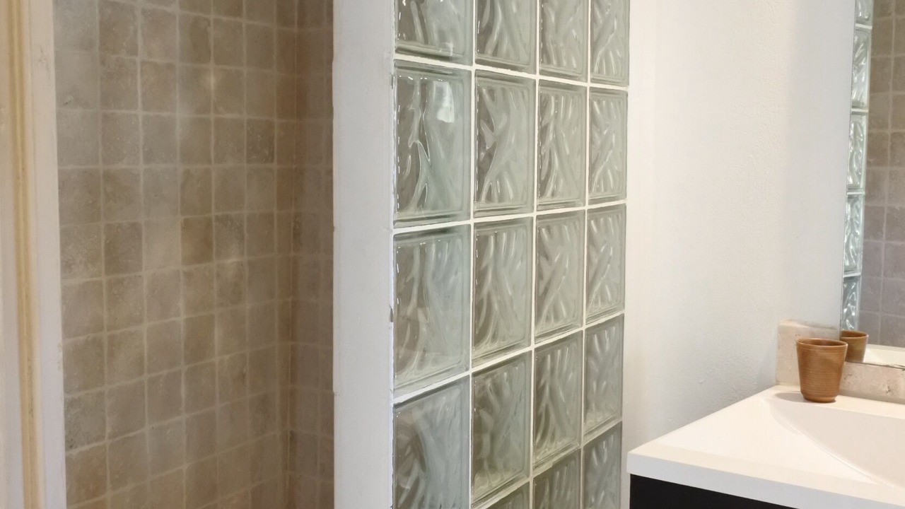 Photo of Bathroom in Saint-Martin-de-Castillon