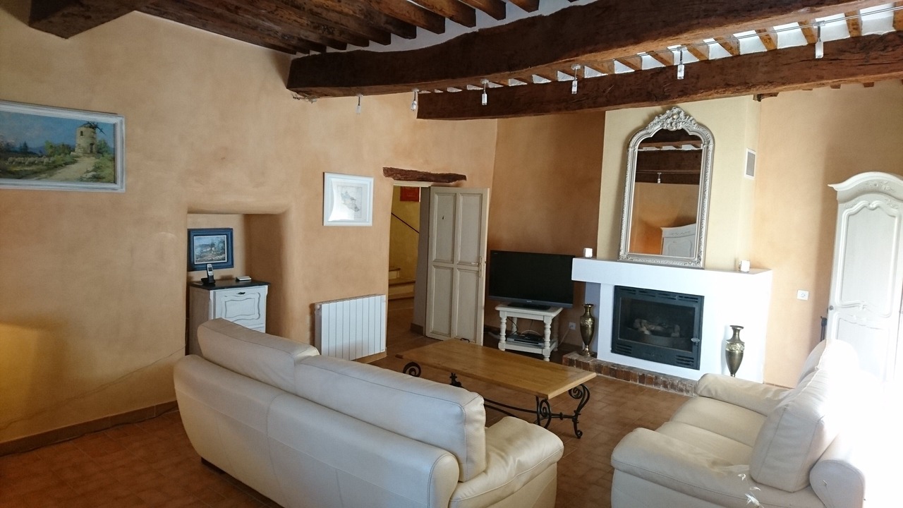 Photo of Livingroom in Saint-Martin-de-Castillon