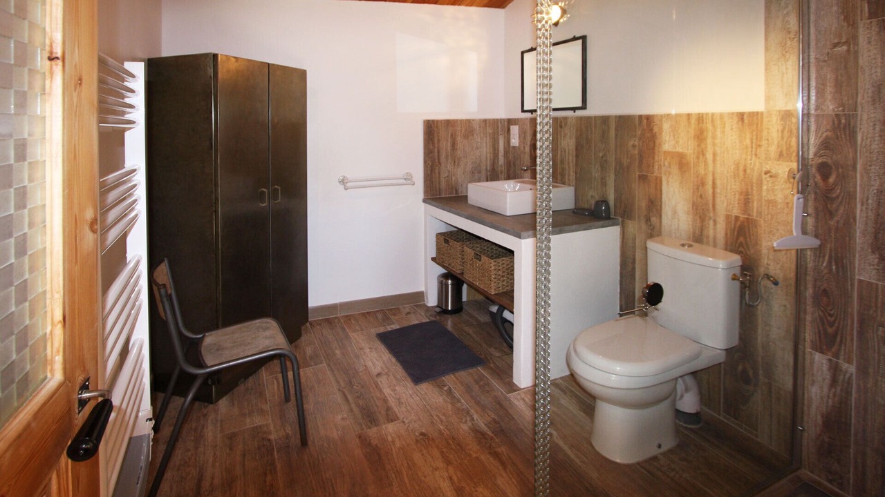Photo of Bathroom in Saint-Victor-la-Coste