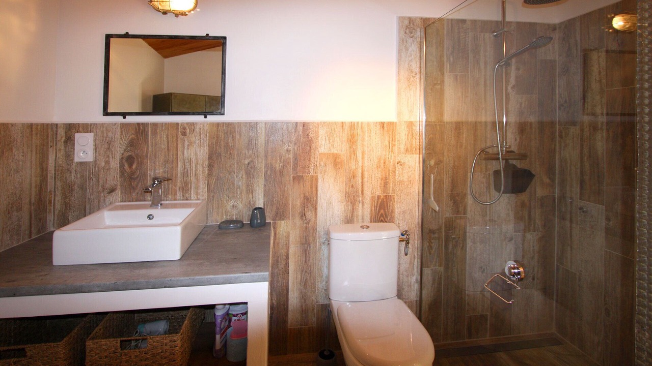 Photo of Bathroom in Saint-Victor-la-Coste