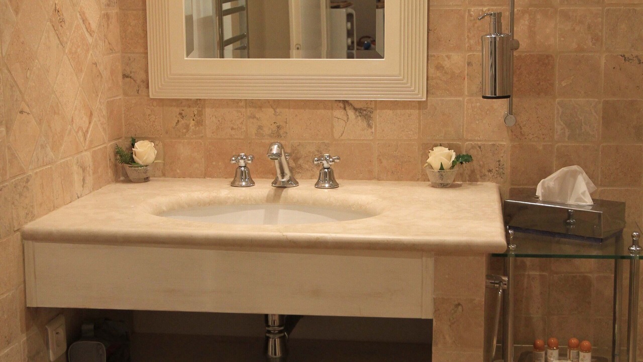 Photo of Bathroom in Orange