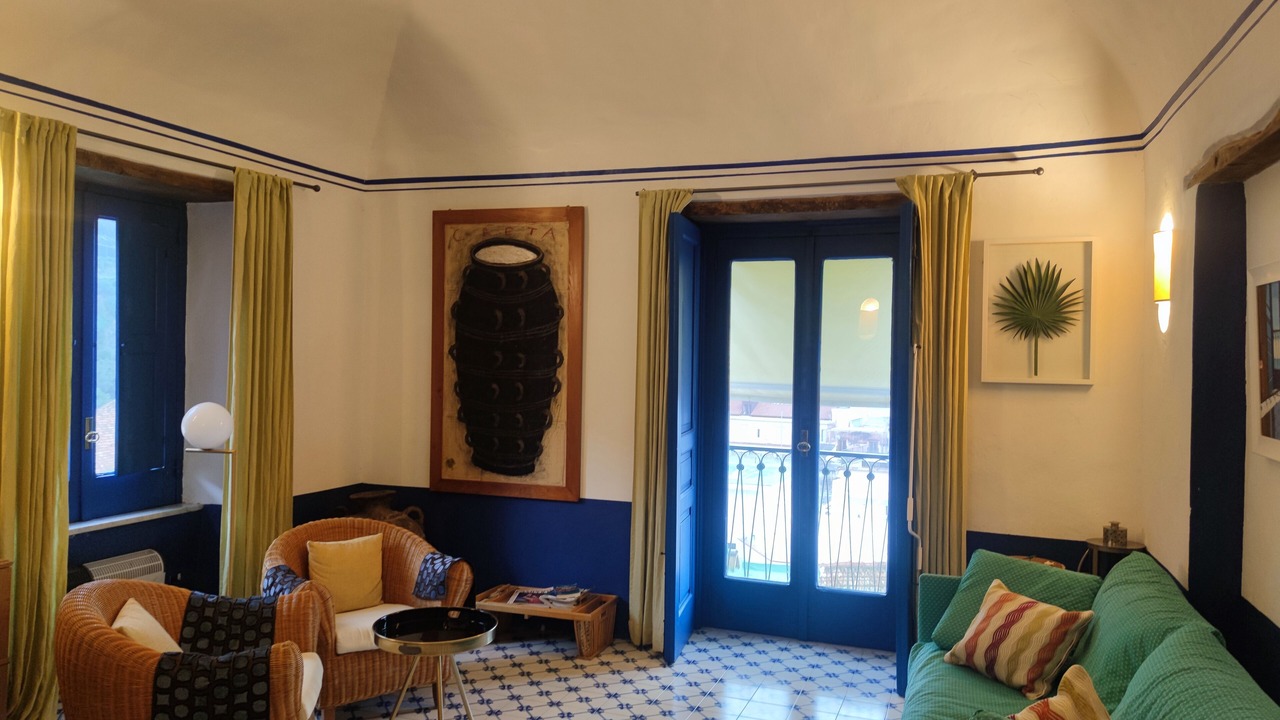 Photo of Livingroom in Minori