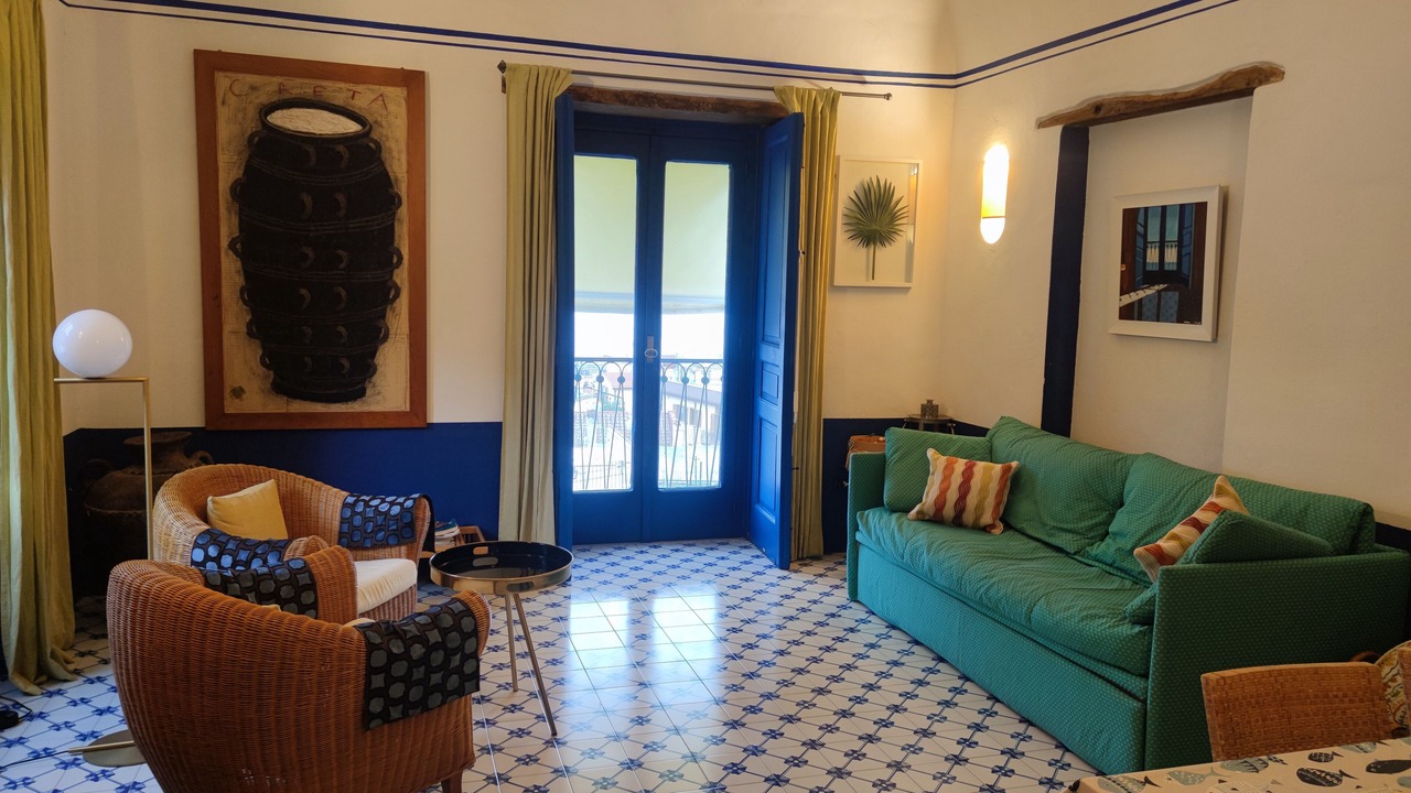 Photo of Livingroom in Minori