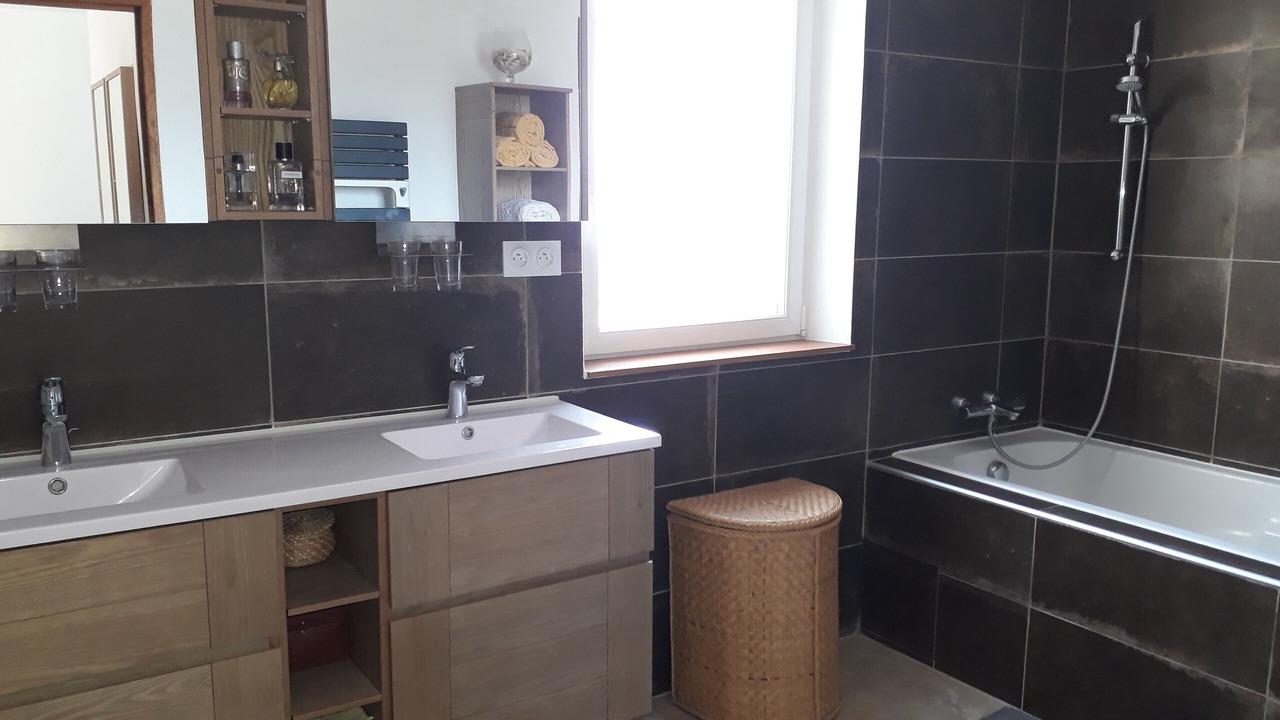 Photo of Bathroom in Ansouis