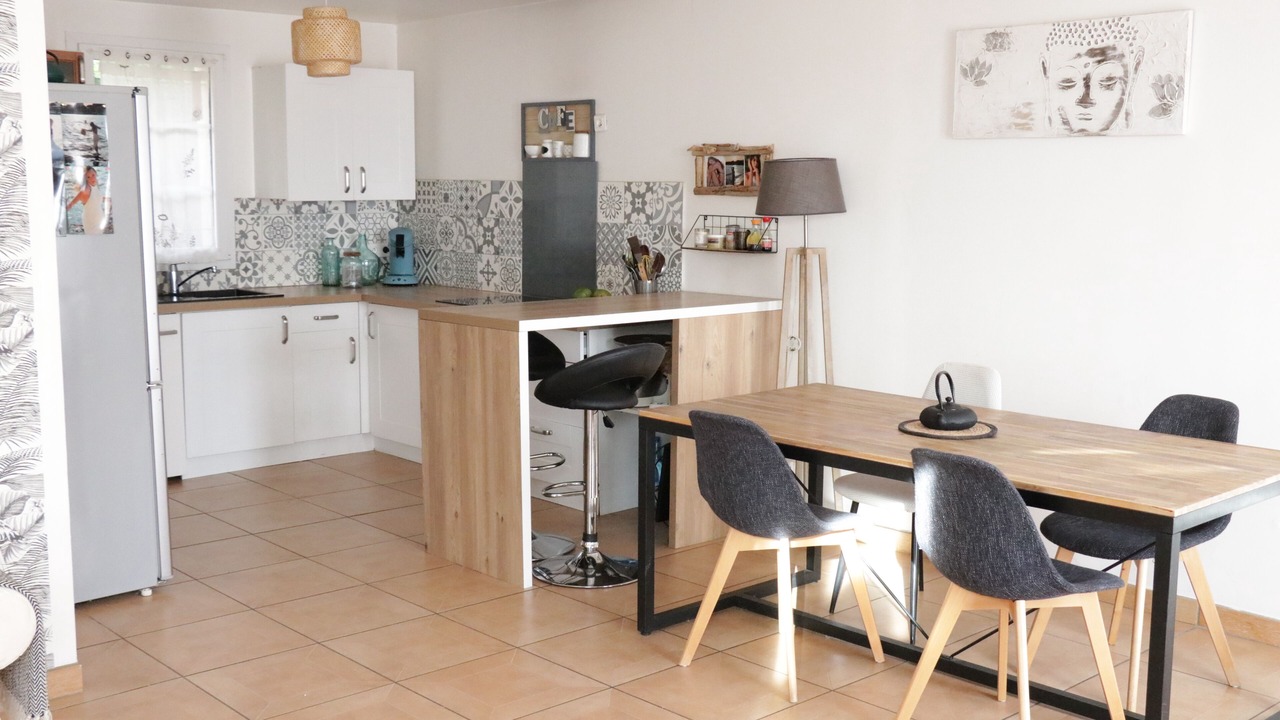Photo of Kitchen in Puyloubier