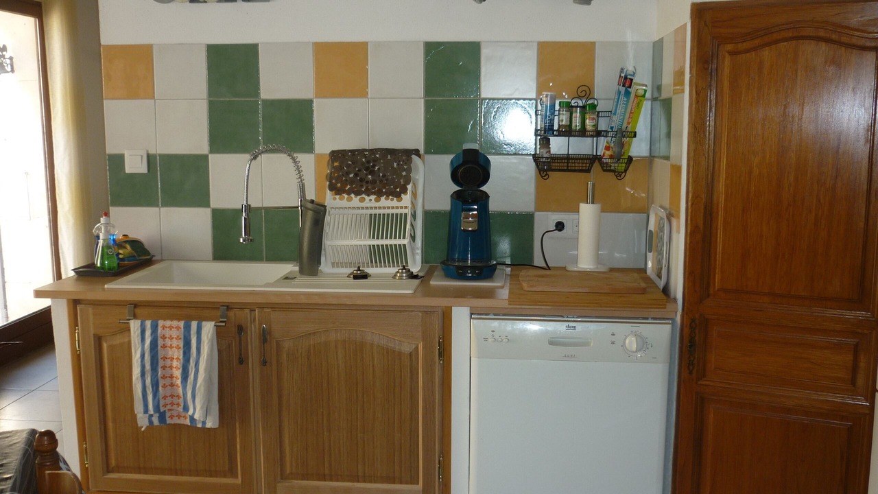 Photo of Kitchen in Saint-Martin-de-Castillon