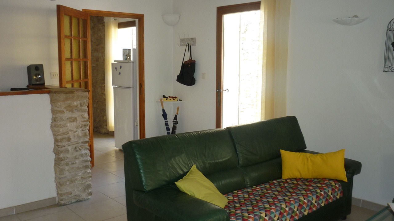 Photo of Livingroom in Saint-Martin-de-Castillon