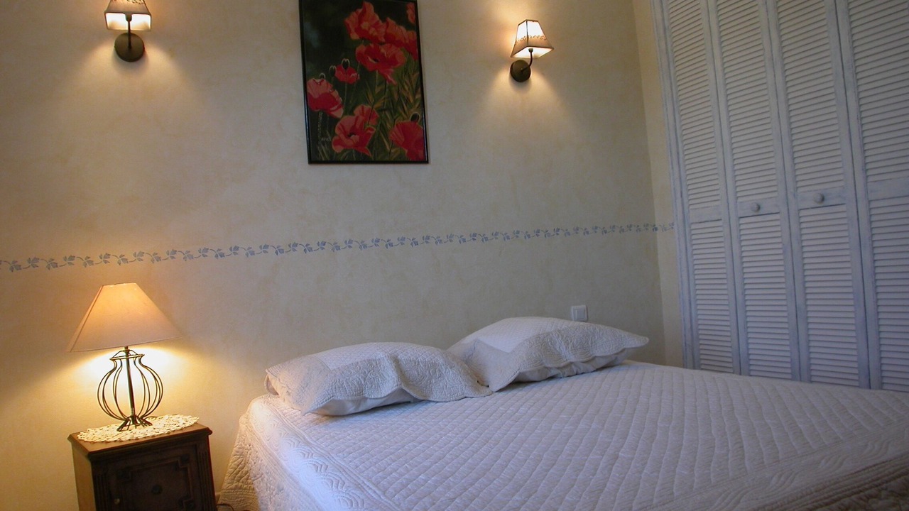 Photo of Bedroom in Venasque