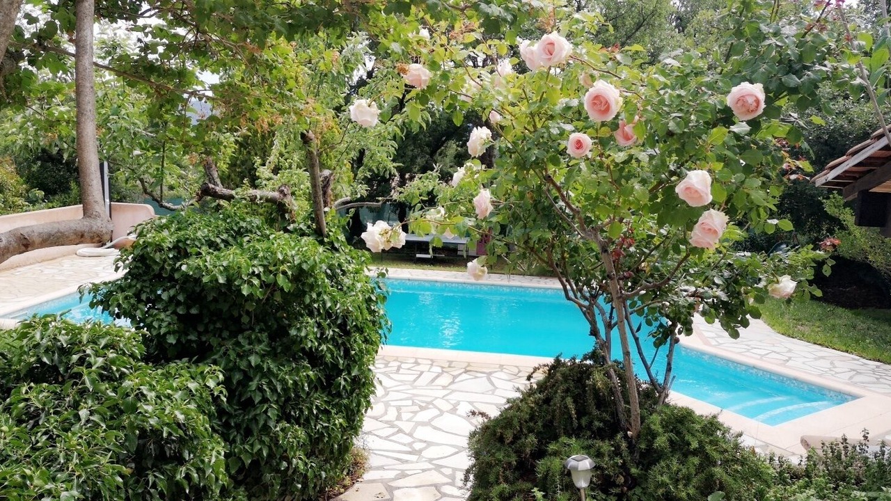 Photo of Outdoor in La Roquebrussanne